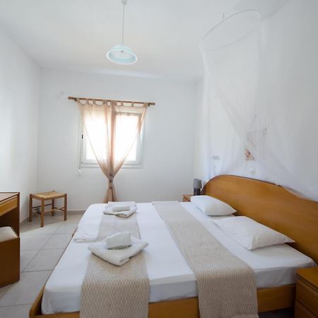 S&C Kosmos Beach Resort Róda Kültér fotó